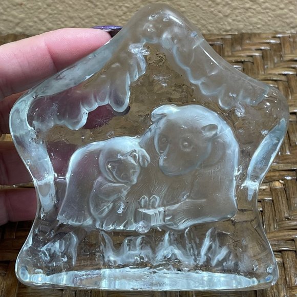 Set Of Two Crystal Polar  Bear And Cubs Sculpture Home Decor - Picture 6 of 15